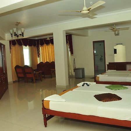 Pappukutty Beach Resort 코발람비치 외부 사진