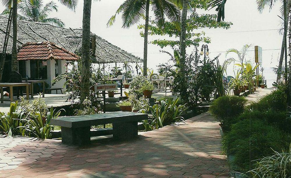 Pappukutty Beach Resort 코발람비치 외부 사진